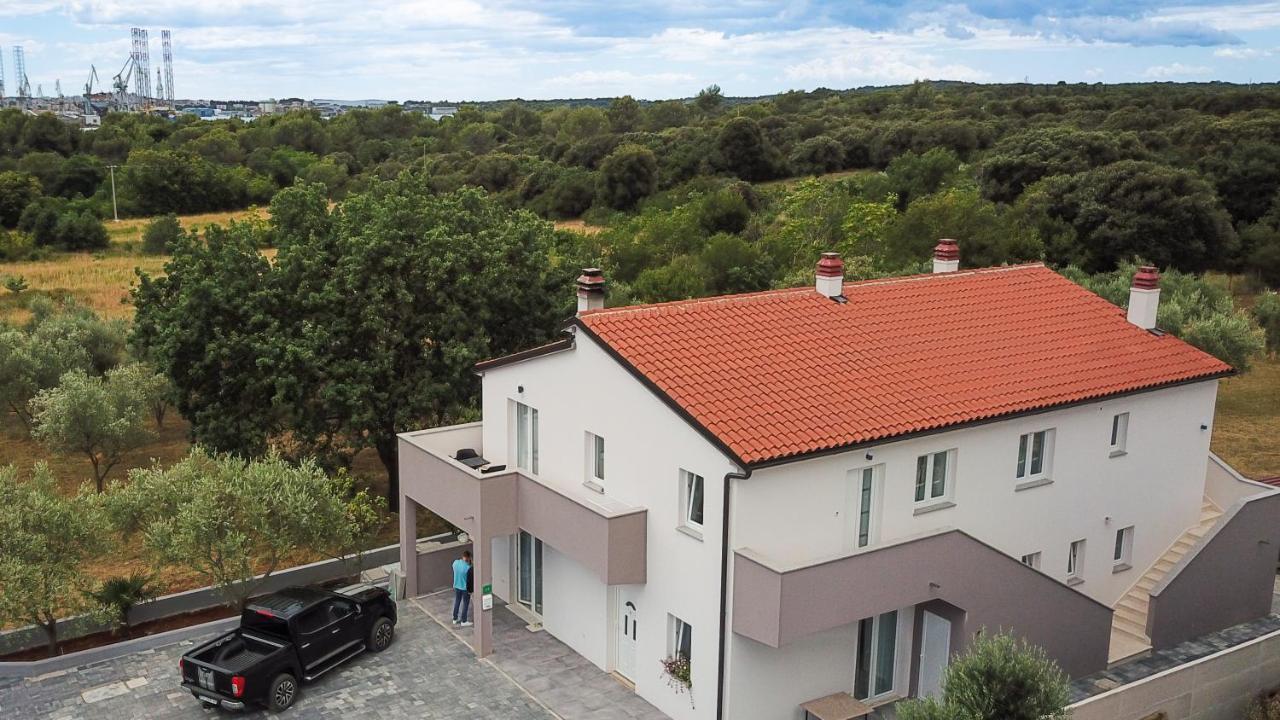 Luxury Apartments Lotus&Lovor Pula Exterior foto